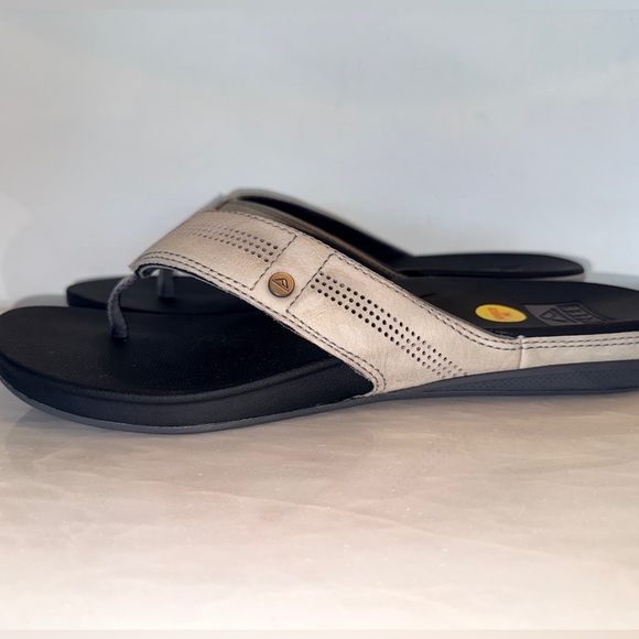 REEF Leather Flip Flops Mens 13 • Cushion Footbed • Beige Gray Sandals Comfort main image 11